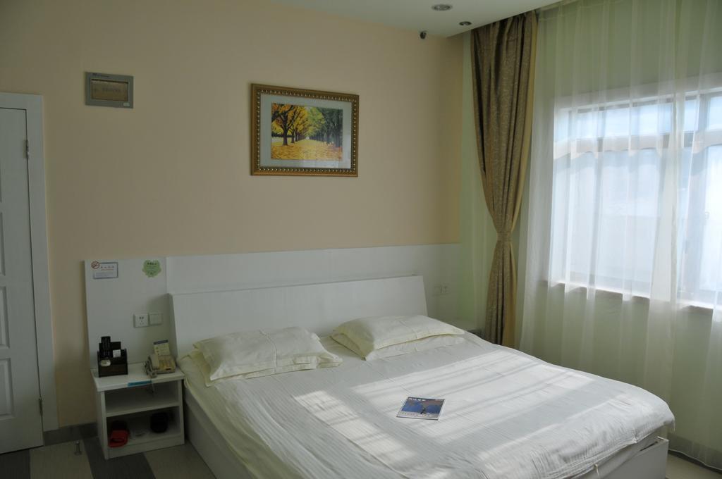 Blue House Hotel - Pudong International Airport Shanghai Chambre photo